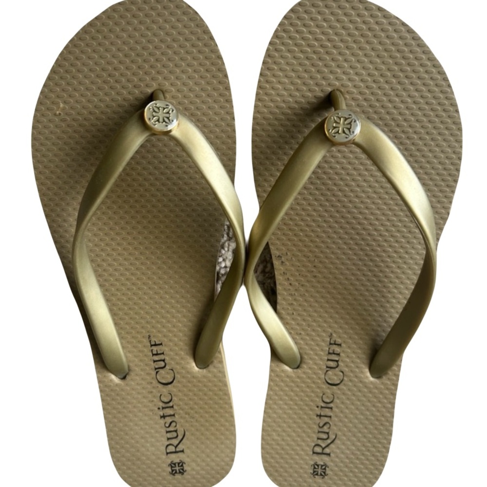 Rustic Cuff Gold Flip Flip